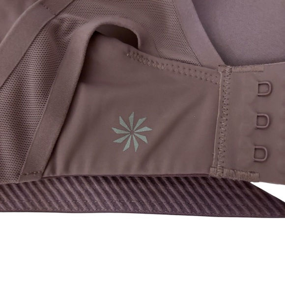 Athleta Advance Sports Bra Size 38DD - Picture 3 of 5